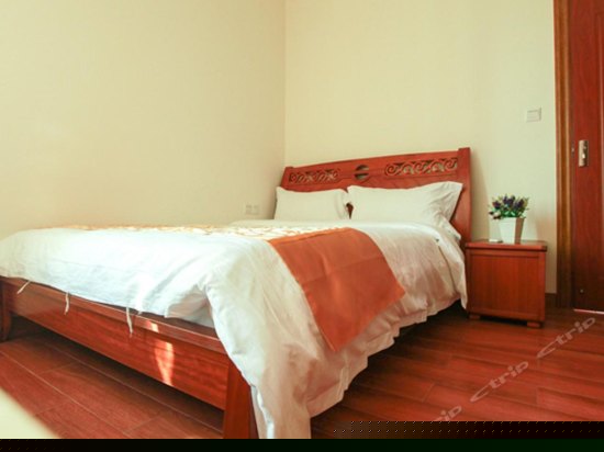 新浪国际公馆180度海景2房