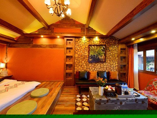 花园浪漫大床房