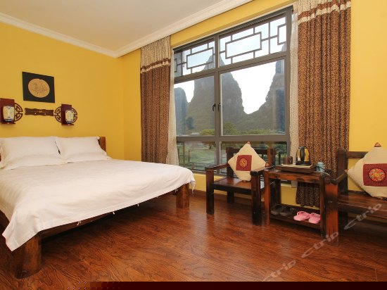 豪华观景大床房