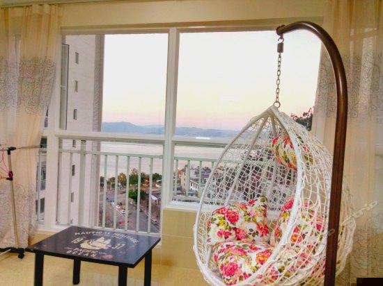 简欧现代艺术海景套房