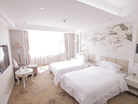 南区豪华双床房