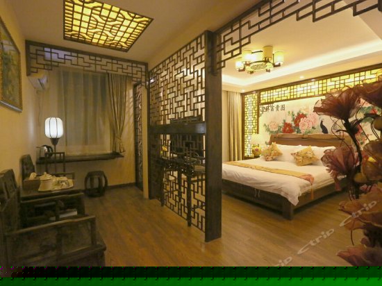 长相知（豪华大床房）