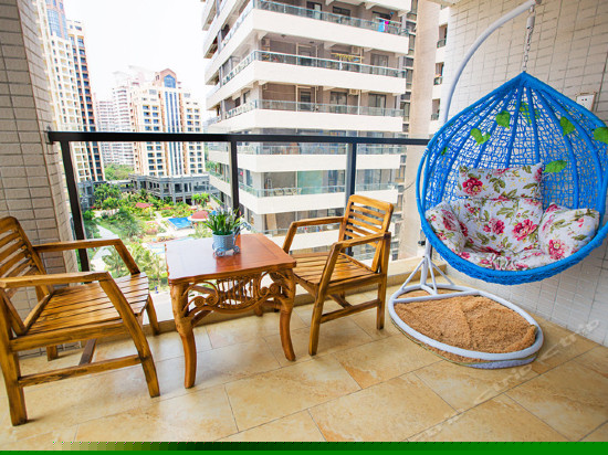 三房两厅两卫家庭套房