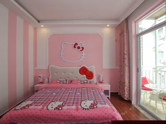Hello kitty阳台大床房