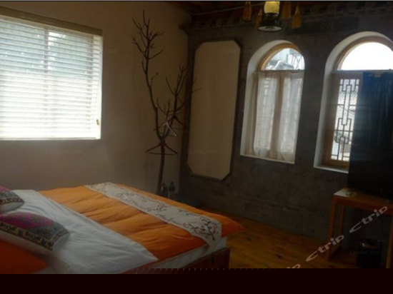 2楼无海景大床房