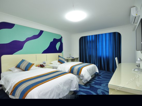 主题蜜月双床间