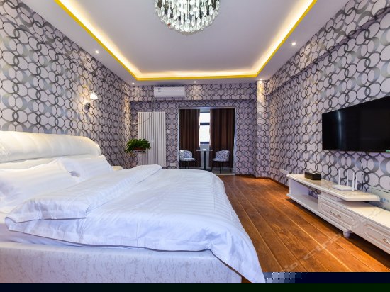 简约韩式大床房