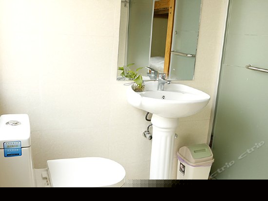 女生四人间（床位）