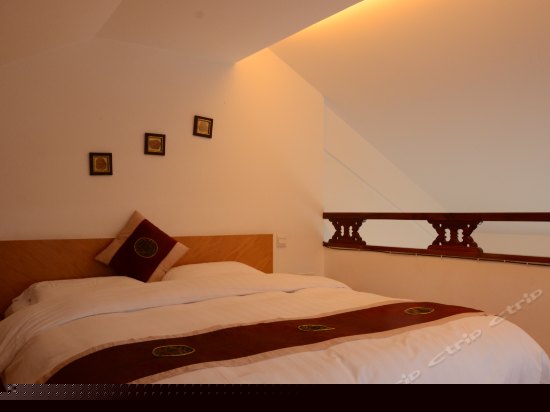 复式家庭三床房