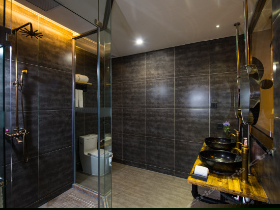 温馨日式榻榻米