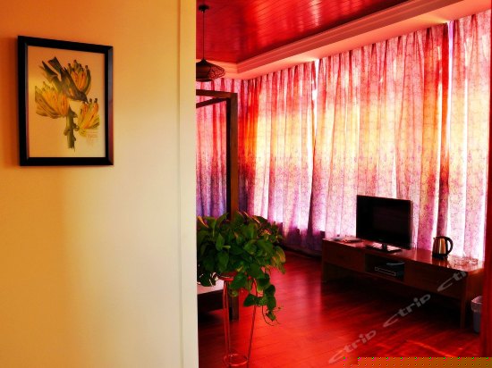 280度风情东南亚大床房