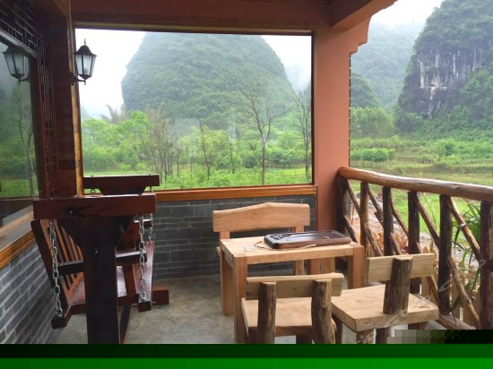 大阳台蜜月大床房