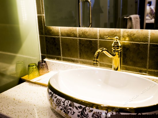 特色单间（无窗）