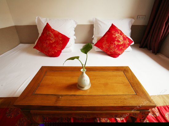 豪华民俗土炕房