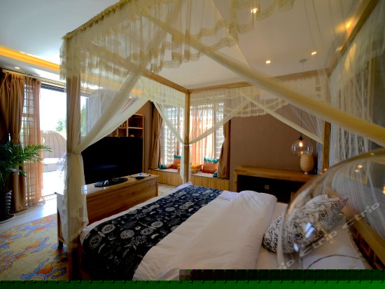 别墅豪华大床套房