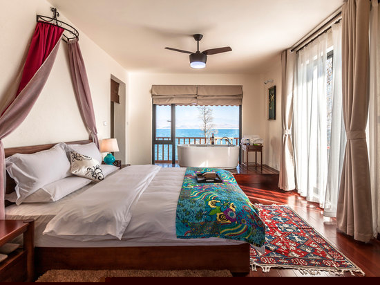 水清华270度至尊海景大套房