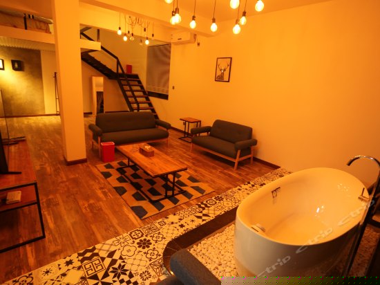 景观蜜月复式房