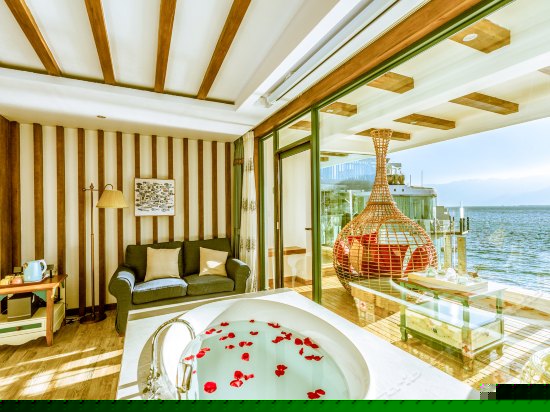 泰式270°海景大床房