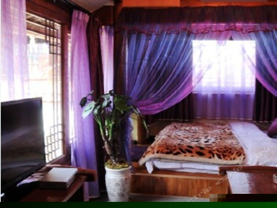 浪漫情侣大床房