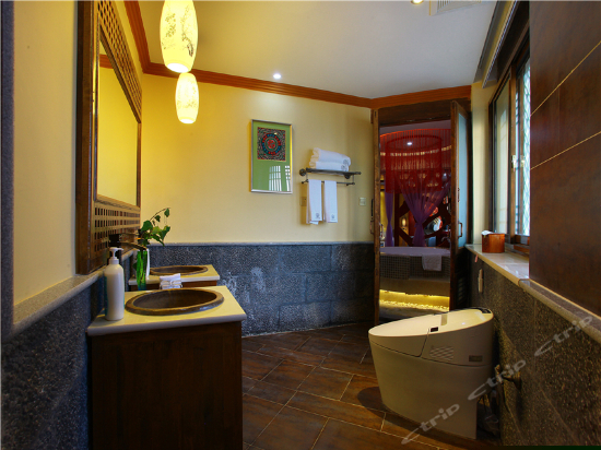 纳西风情蜜月套房