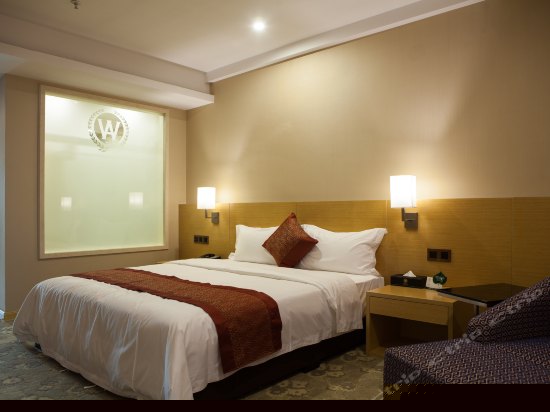 尊享豪华大床房