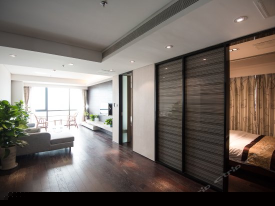 豪华海市双景双卧套房