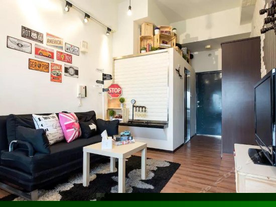 The car 2-4人房四人房