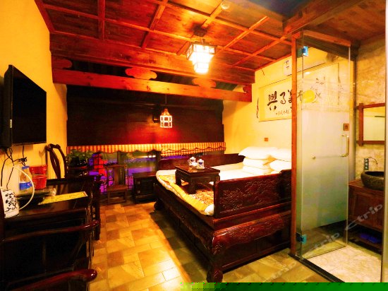 古典红木罗汉床房