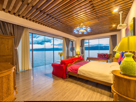 尘外·270°豪华海景大床房