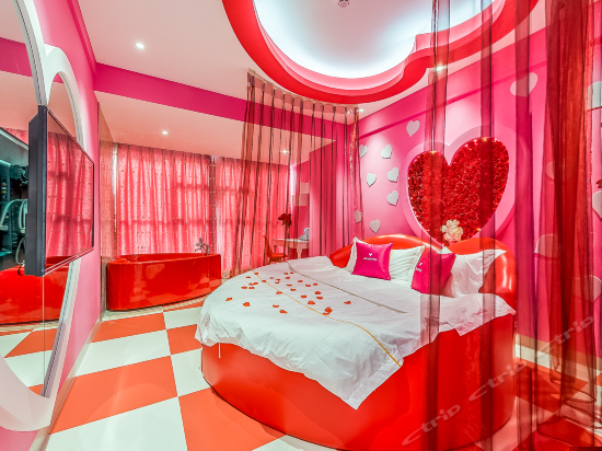 激情系列主打房