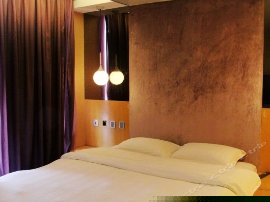 温馨海景大床房