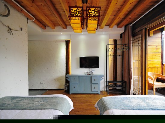 3楼豪华独立观景阳台全景标间