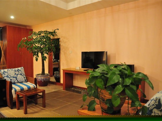 独立花园海景大床房