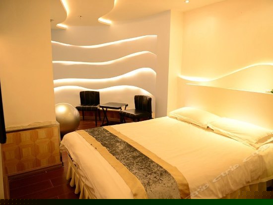 特价大床房（无窗）