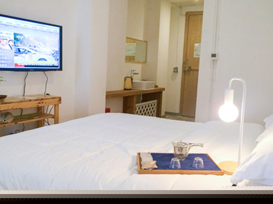 园景踏踏米大床房