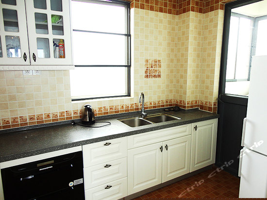 无敌海景四房二厅