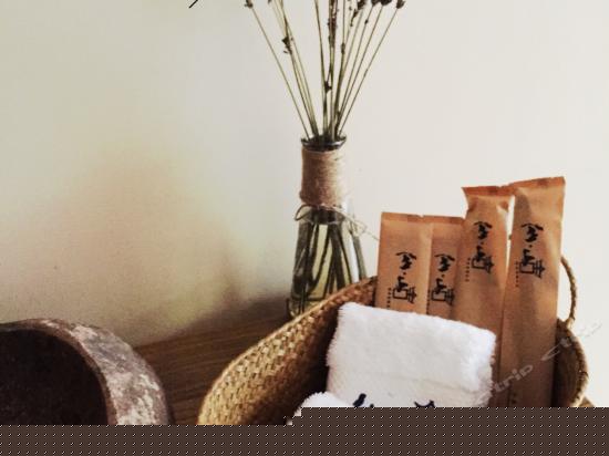 晨光·溪景浴缸大床房