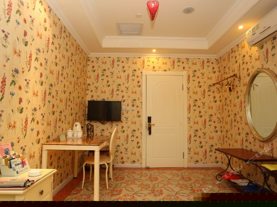 欧式电脑大床房