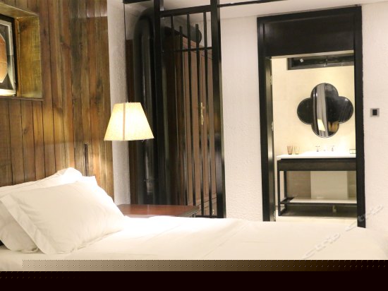 山居院露台海景标间