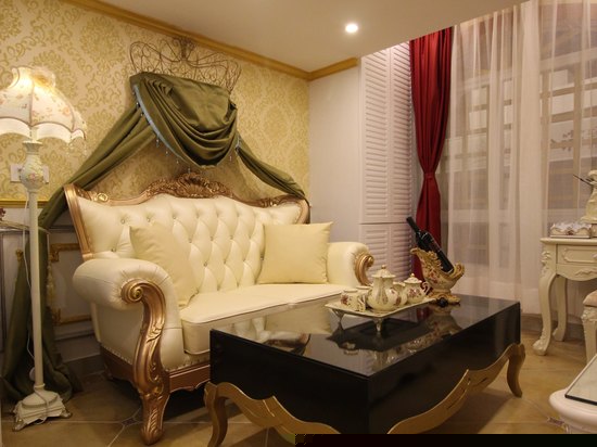 豪华宫廷复式LOFT家庭房