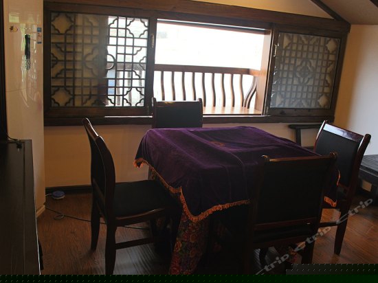 柏龙水榭商务套房