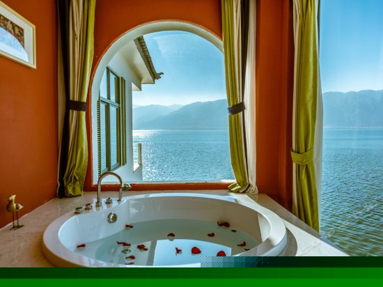 新美式摩登豪华海景大床房