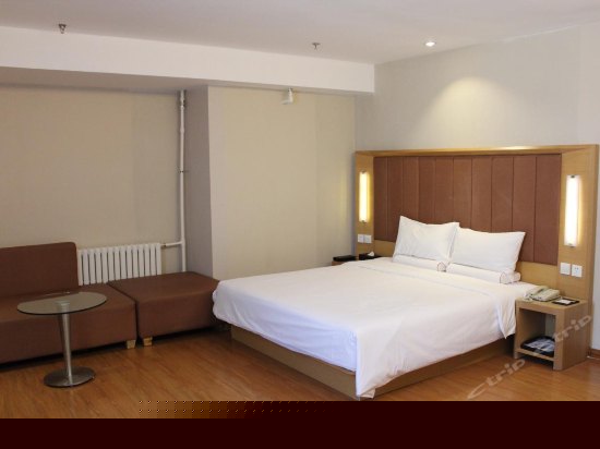 零压高级大床房