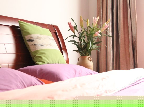 紫色浪漫豪华大床房