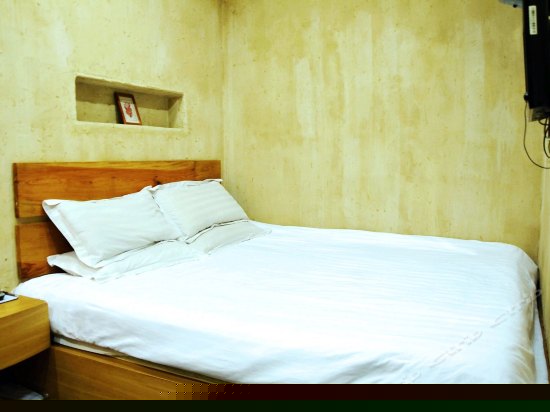 陕北风大床房(无窗)