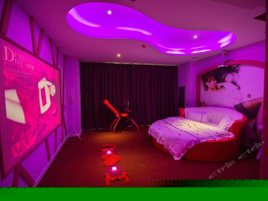 梦幻迷情影院房