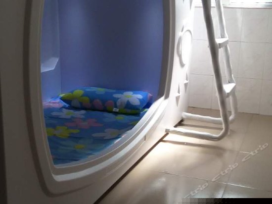 太空舱横舱双人房