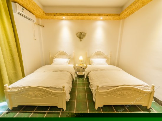 海景大阳台双床房