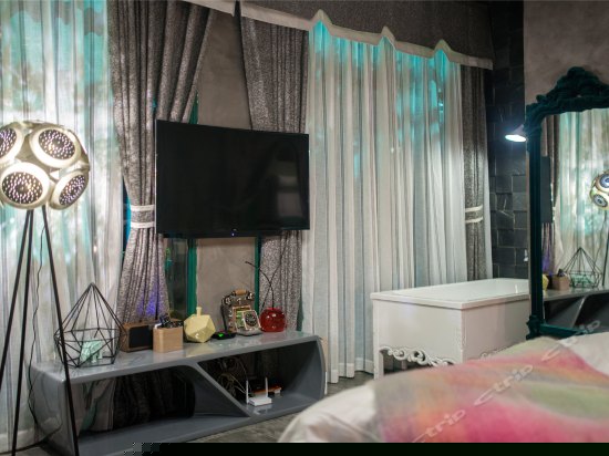 180°海景大床房