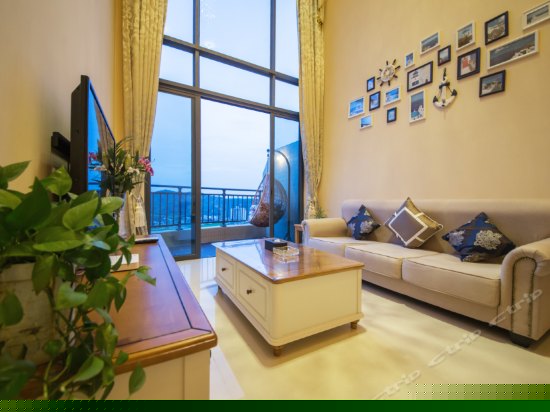 豪华园景复式两房一厅